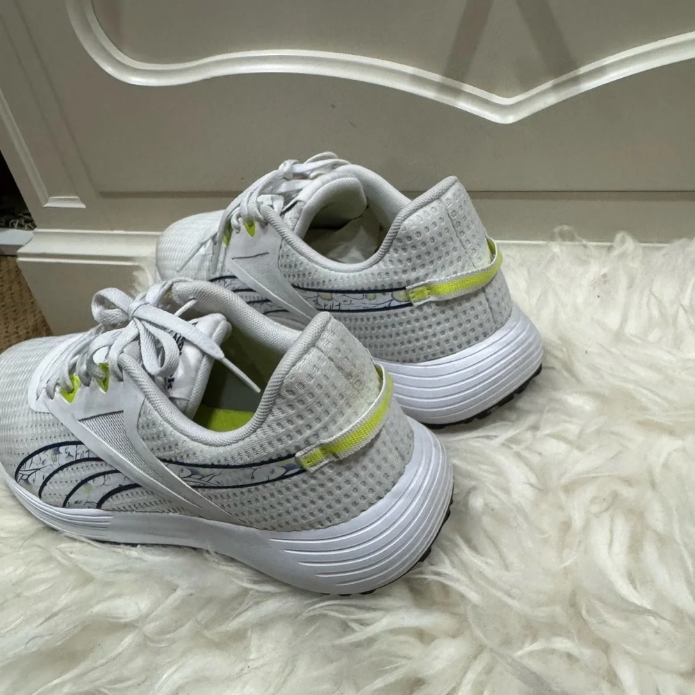 Reebok lite running